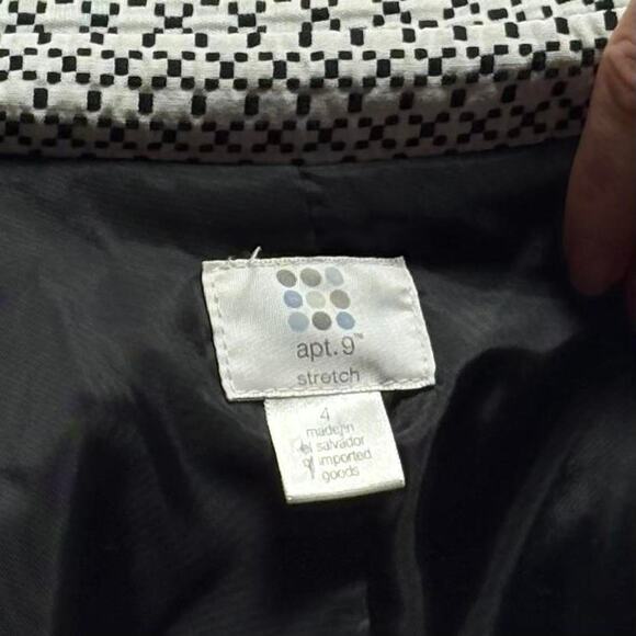 Artful Apt. 9 White and black Patterned Trench Coat | $ - Picture 7 of 8